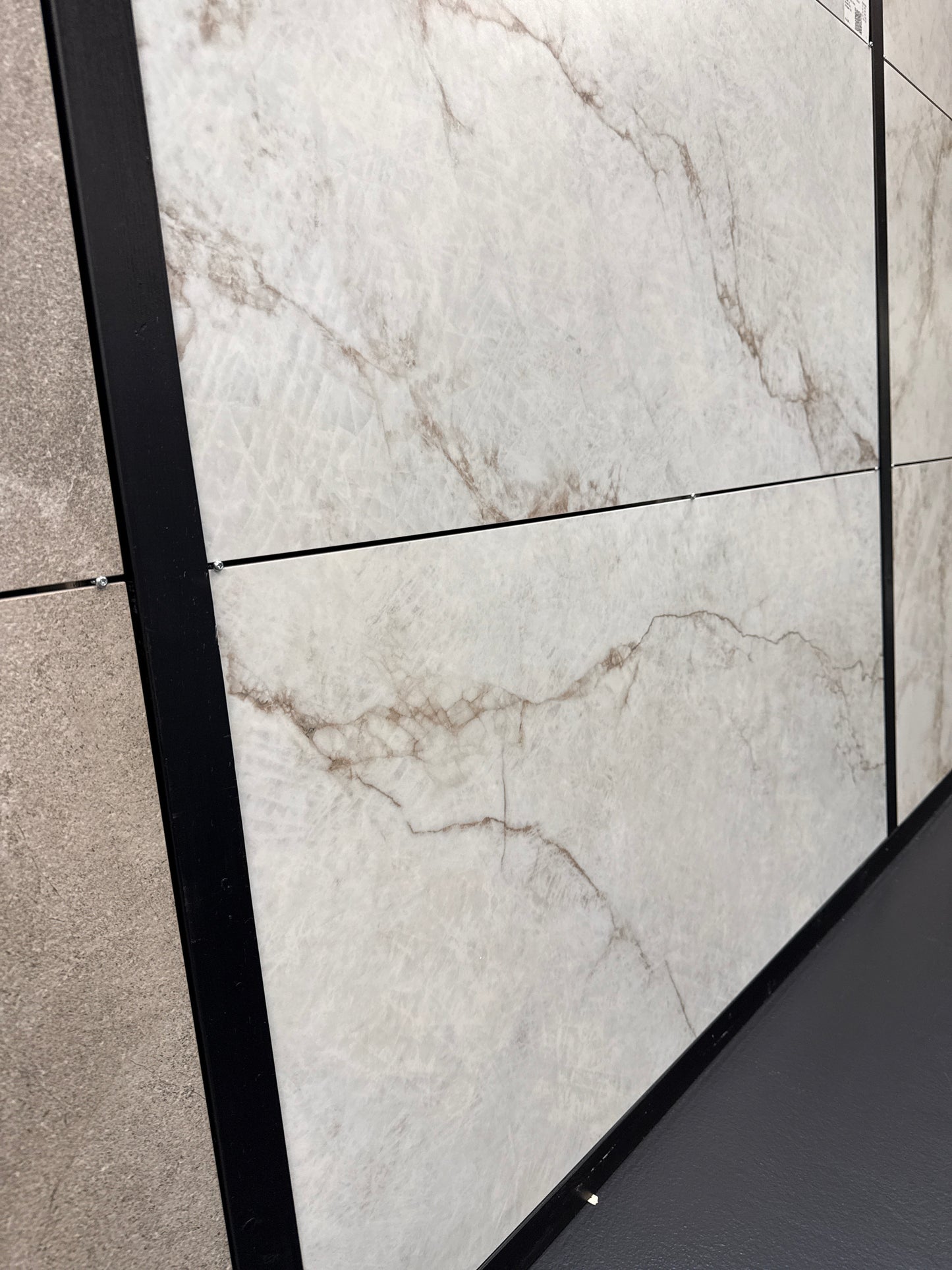 Marmorlook Fliser Precious Natural