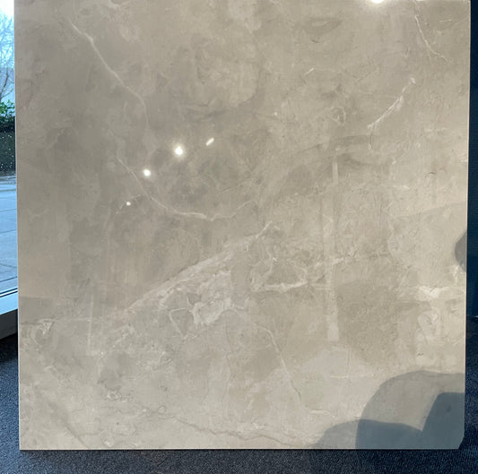 Puccini Lys Grå Marmor Flise