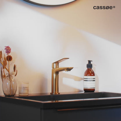 Cassøe Håndvaskarmatur Sleek Blank Messing Ink. Bundventil