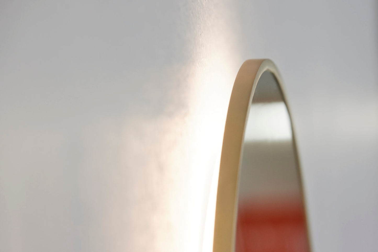 Cassøe Toscana spejl – Messing Ramme Ø90cm Backlight og Varme